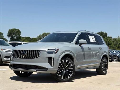 2025 Volvo XC90 B5 (2025.5) Core