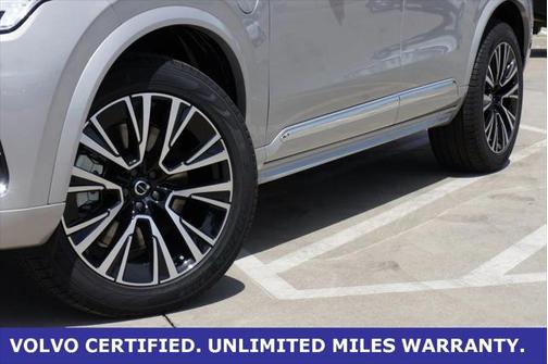 2025 Volvo XC90 Plug-In Hybrid T8 Core 7-Seater