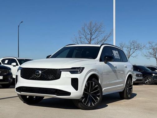 2026 Volvo XC90 B6 Ultra Dark Theme 6-Seater