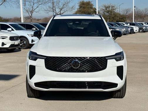 2026 Volvo XC90 B6 Ultra Dark Theme 6-Seater