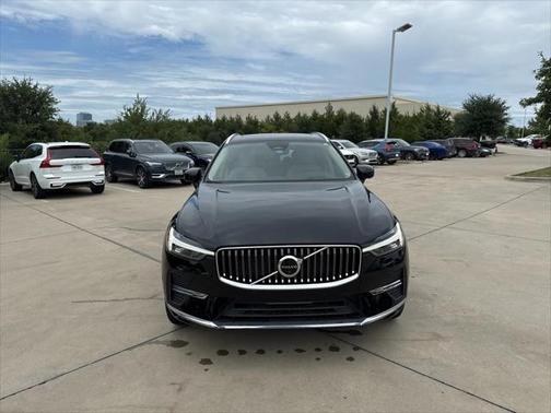 2022 Volvo XC60 B5 Inscription