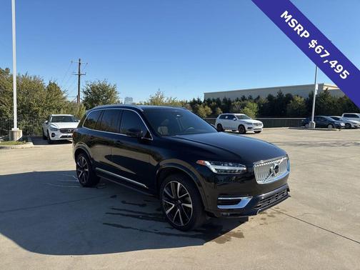 Onyx Black Metallic 2023 Volvo XC90 B6 Plus 7-Seater