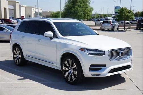2022 Volvo XC90 T6 Inscription