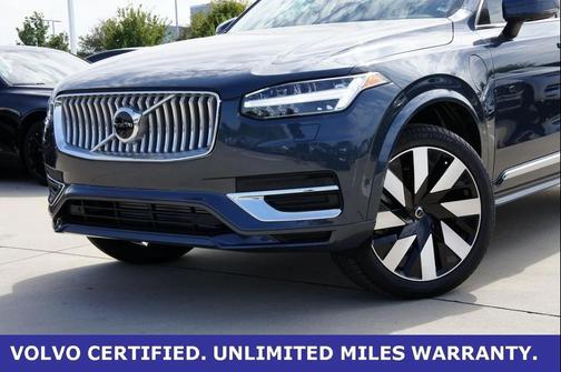 2025 Volvo XC90 Plug-In Hybrid T8 Plus 7-Seater