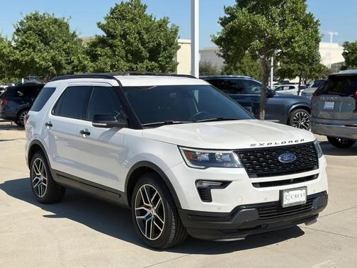 2018 Ford Explorer Sport
