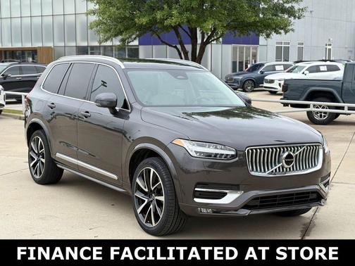 Platinum Gray Metallic 2023 Volvo XC90 B6 Plus 7-Seater