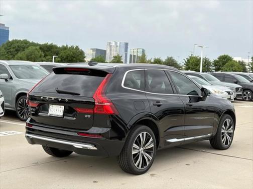 2022 Volvo XC60 B5 Inscription