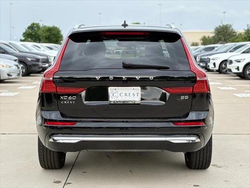 2022 Volvo XC60 B5 Inscription