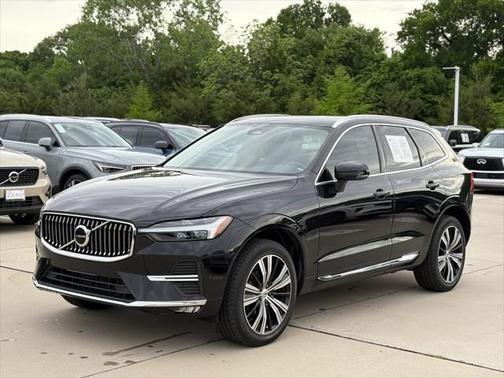2022 Volvo XC60 B5 Inscription