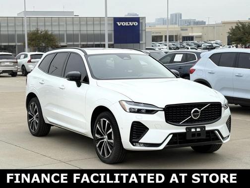 2025 Volvo XC60 B5 Plus