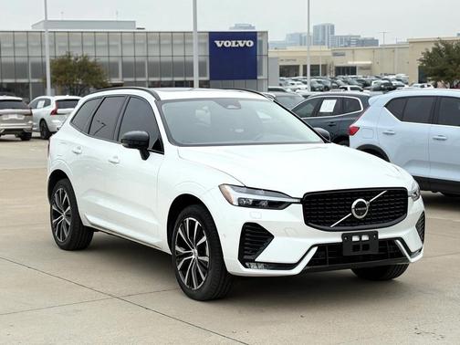 2025 Volvo XC60 B5 Plus