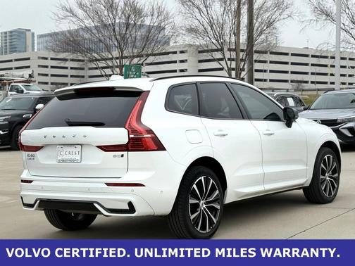 2025 Volvo XC60 B5 Plus