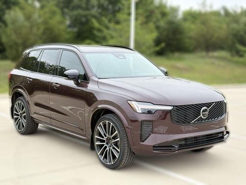 Mulberry Red 2026 Volvo XC90 B6 Ultra Dark Theme 7-Seater