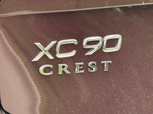 Mulberry Red 2026 Volvo XC90 B6 Ultra Dark Theme 7-Seater