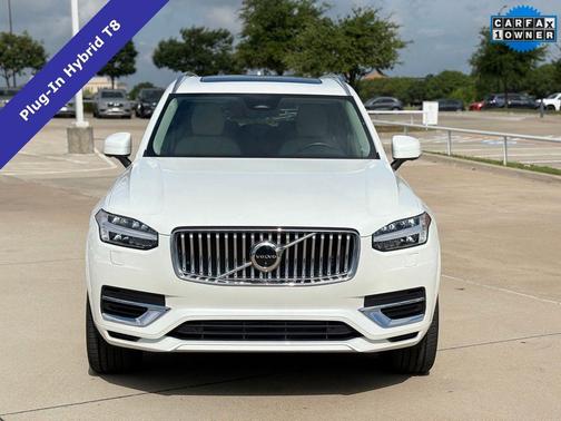 Crystal White Metallic 2023 Volvo XC90 Recharge Plug-In Hybrid T8 Plus 6 Passenger