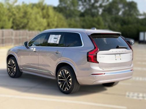 Aurora Silver 2026 Volvo XC90 Plug-In Hybrid T8 Plus 7-Seater
