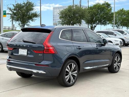 2022 Volvo XC60 B5 Inscription