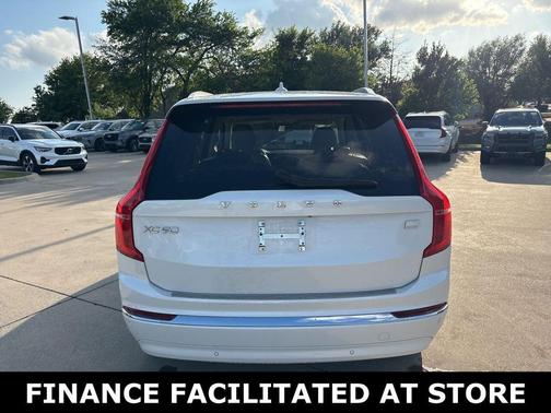 2024 Volvo XC90 Recharge Plug-In Hybrid T8 Plus 6 Passenger