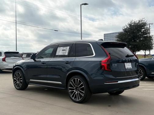 2026 Volvo XC90 B6 Ultra 6-Seater