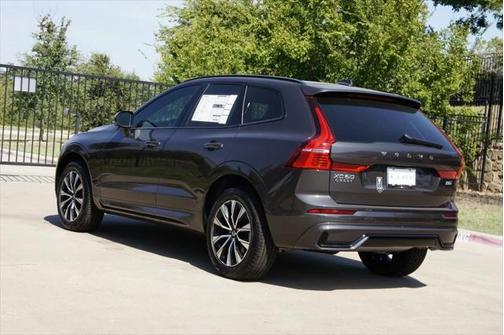 2025 Volvo XC60 B5 Core