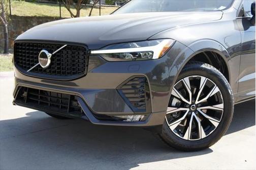 2025 Volvo XC60 B5 Core
