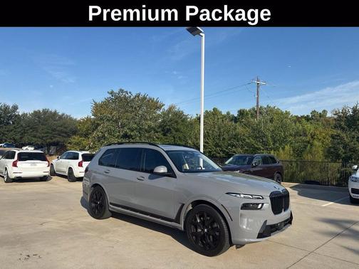 Gray Wrap 2025 BMW X7 xDrive40i
