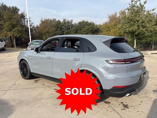 2024 Porsche Cayenne Cayenne