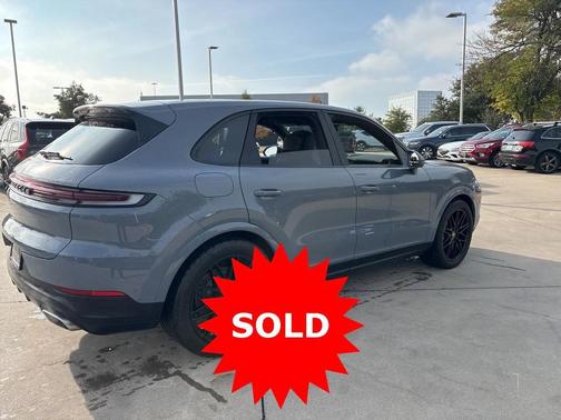 2024 Porsche Cayenne Cayenne