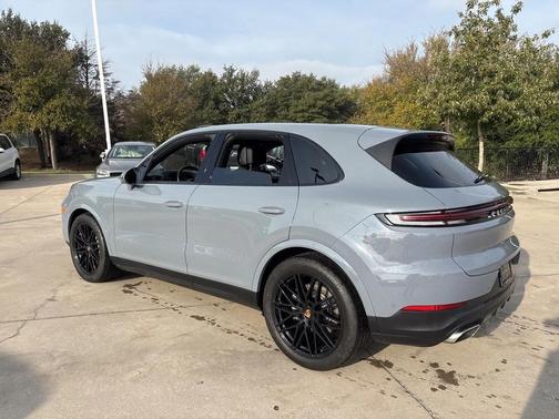 2024 Porsche Cayenne Cayenne