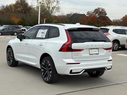 2026 Volvo XC60 B5 Ultra