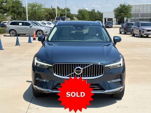 Denim Blue Metallic 2023 Volvo XC60 B5 Plus Bright Theme