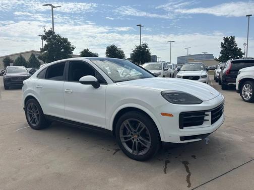 2024 Porsche Cayenne Base