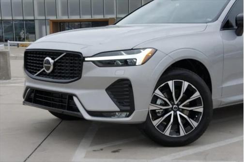 2025 Volvo XC60 B5 Core