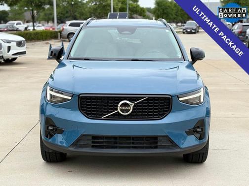 Fjord Blue Metallic 2023 Volvo XC40 Ultimate