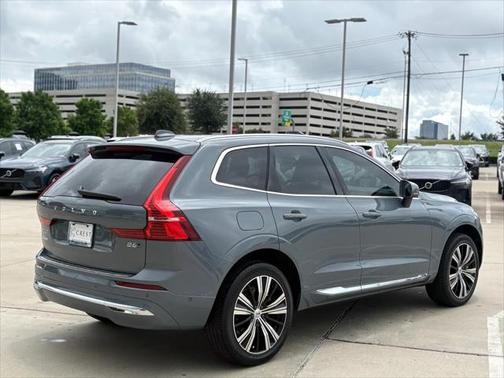 2022 Volvo XC60 B6 Inscription