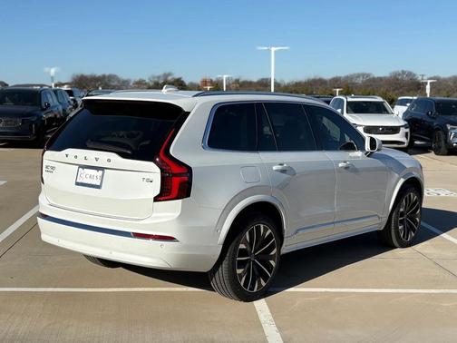 2026 Volvo XC90 Plug-In Hybrid T8 Ultra 7-Seater