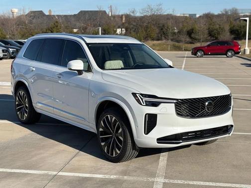 Crystal White 2026 Volvo XC90 Plug-In Hybrid T8 Ultra 7-Seater