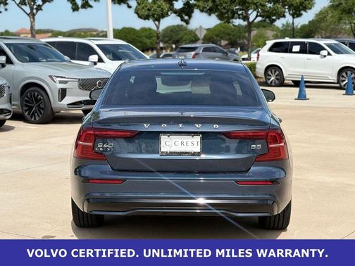 Denim Blue Metallic 2024 Volvo S60 B5 Plus Dark Theme