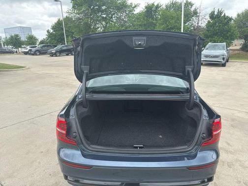 Grey 2024 Volvo S60 B5 Plus Dark Theme