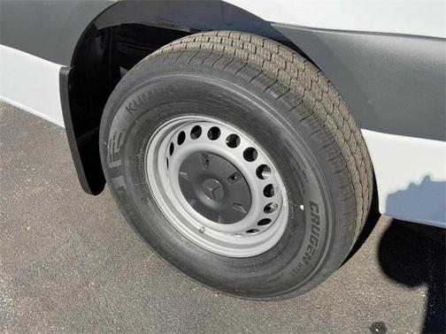 2025 Mercedes-Benz Sprinter 2500 Standard Roof