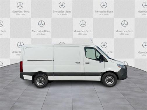 2025 Mercedes-Benz Sprinter 2500 Standard Roof