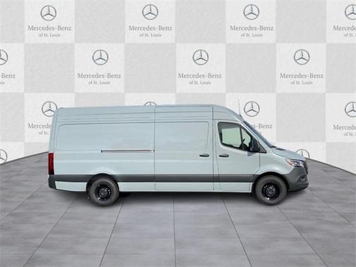 2025 Mercedes-Benz Sprinter 2500 High Roof