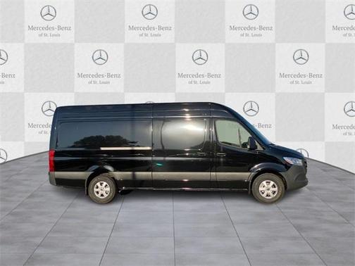 2025 Mercedes-Benz Sprinter 2500 High Roof