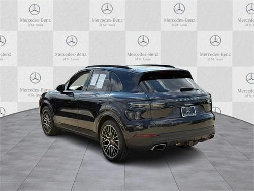 2021 Porsche Cayenne Base