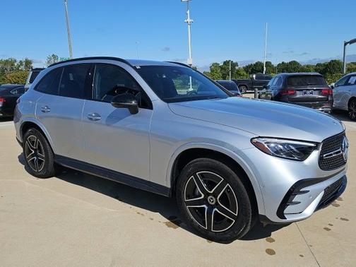 2025 Mercedes-Benz GLC 300 4MATIC