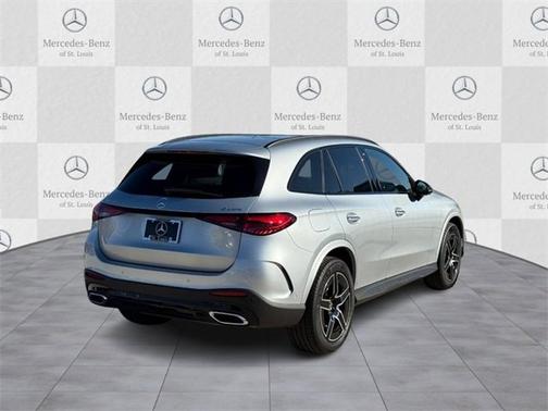 2025 Mercedes-Benz GLC 300 