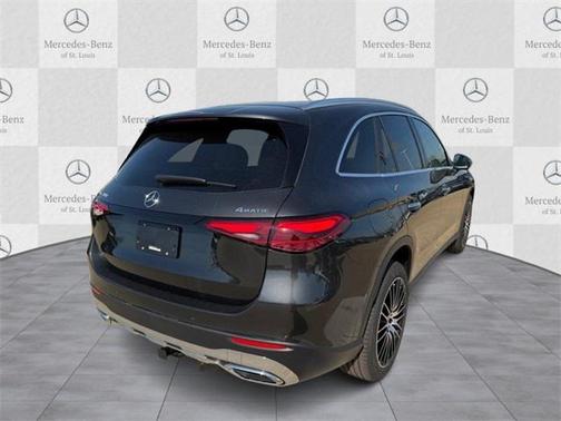 2025 Mercedes-Benz GLC 300 4MATIC