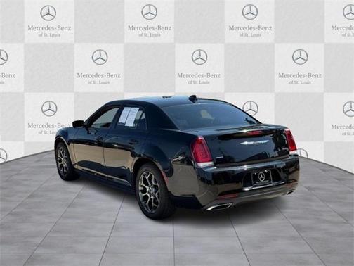 2015 Chrysler 300 S