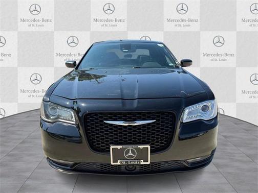 2015 Chrysler 300 S