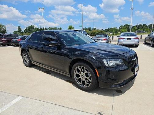 2015 Chrysler 300 S